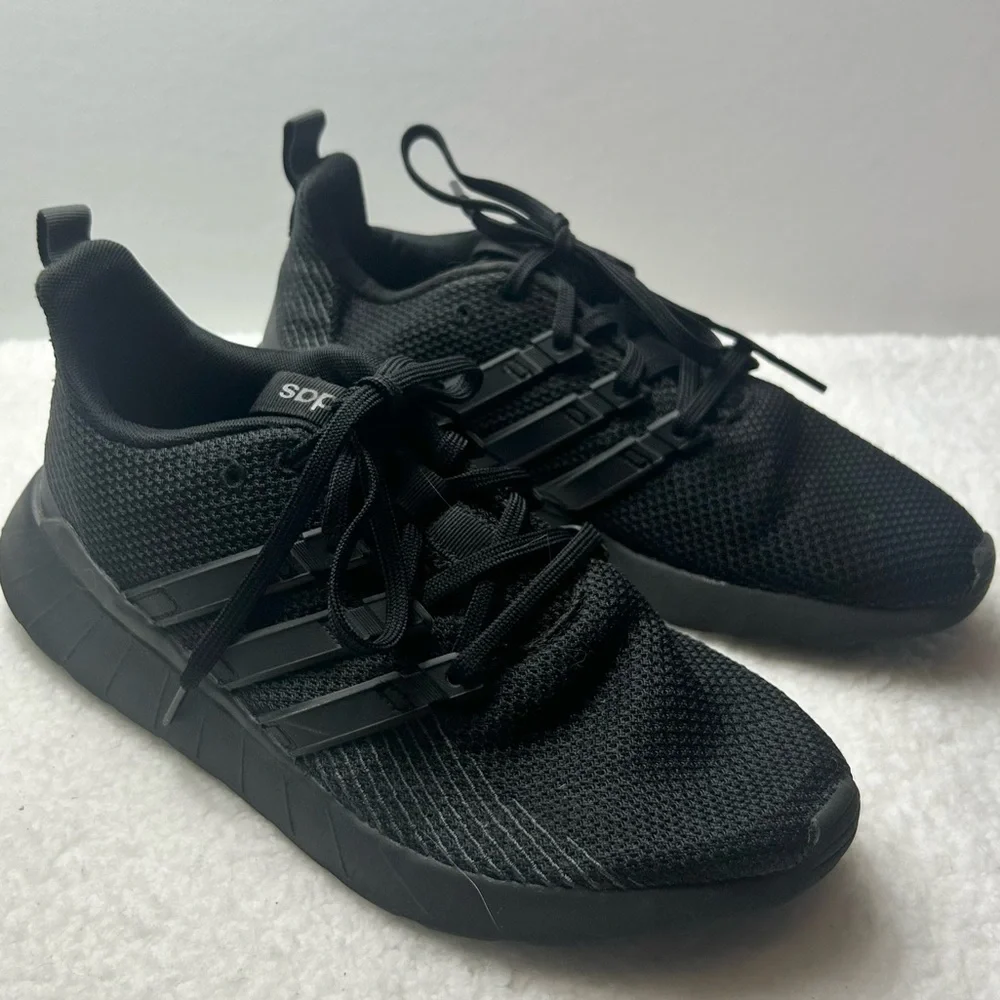 Adidas Black Sneakers - Picture 2 of 9
